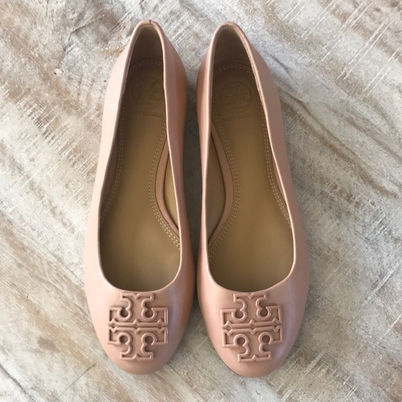 Tory Burch Melinda Flat {Tan} 5 - Picture 2 of 8
